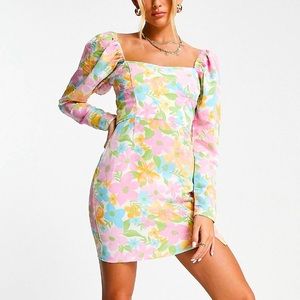 Floral print square Neck Mini Dress